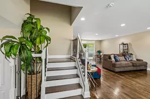 7 Derbyshire Ct, Bolingbrook, IL 60440 - Photo 6