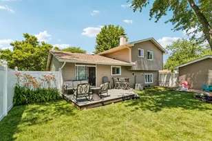 7 Derbyshire Ct, Bolingbrook, IL 60440 - Photo 42