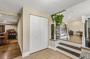 7 Derbyshire Ct, Bolingbrook, IL 60440 - Photo 4
