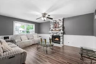 1314 Aspen Ct, Elgin, IL 60120 - Photo 14