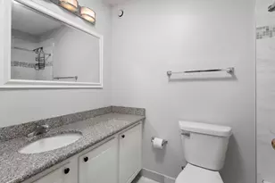 10 E Ontario St, Chicago, IL 60611 - Photo 8