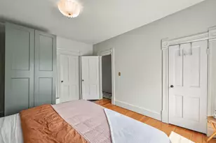 230 Florence St, Crystal Lake, IL 60014 - Photo 16