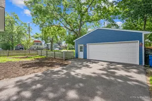 230 Florence St, Crystal Lake, IL 60014 - Photo 24