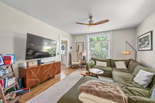 230 Florence St, Crystal Lake, IL 60014 - Photo 10