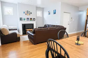 1133 W Taylor St, Chicago, IL 60607 - Photo 4