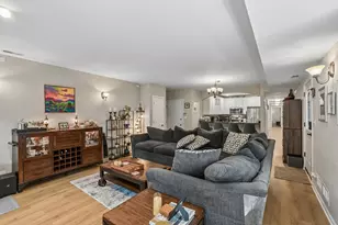 4851 N Paulina St, Chicago, IL 60640 - Photo 4