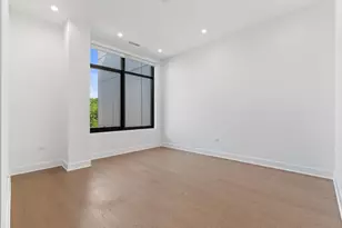 6 N Bishop St, Chicago, IL 60607 - Photo 18
