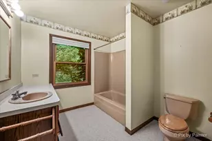 14 Lake Shore Dr, Oakwood Hills, IL 60013 - Photo 26