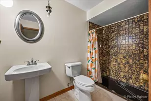 14 Lake Shore Dr, Oakwood Hills, IL 60013 - Photo 12