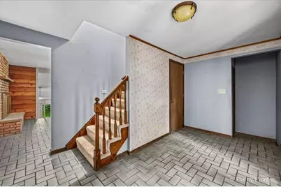 14 Lake Shore Drive, Oakwood Hills, IL 60013 - Photo 18