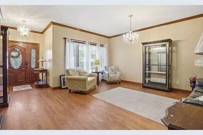 5733 W 97th Street, Oak Lawn, IL 60453 - Photo 6