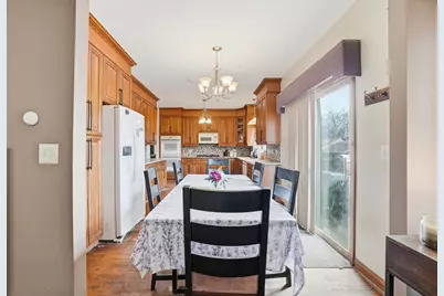 5733 W 97th Street, Oak Lawn, IL 60453 - Photo 10