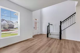 26321 W Sablewood Cir, Plainfield, IL 60585 - Photo 2