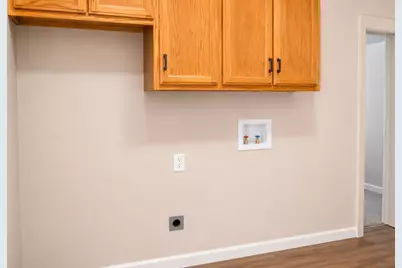 301 4th Avenue, Rock Falls, IL 61071 - Photo 8