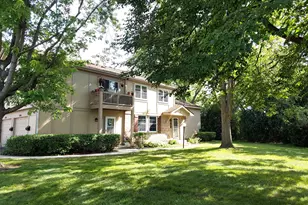214 Redwood Ct, Vernon Hills, IL 60061 - Photo 1