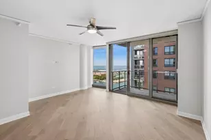 420 E Waterside Dr, Chicago, IL 60601 - Photo 16