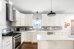 1109 N Karlov Ave, Chicago, IL 60651 - Photo 6