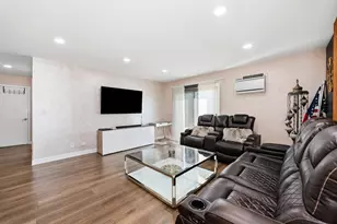 6233 N Niagara Ave, Chicago, IL 60631 - Photo 4