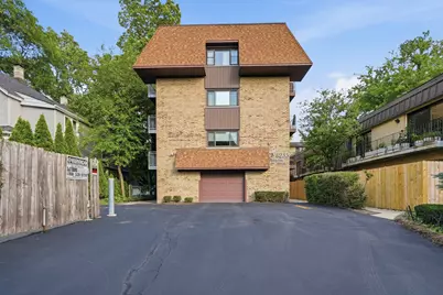6233 N Niagara Avenue #4A, Chicago, IL 60631 - Photo 1