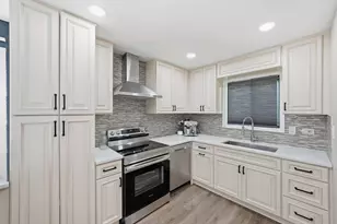 6233 N Niagara Ave, Chicago, IL 60631 - Photo 6