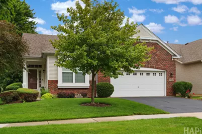 5952 Leeds Road, Hoffman Estates, IL 60192 - Photo 2