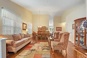 5952 Leeds Rd, Hoffman Estates, IL 60192 - Photo 4