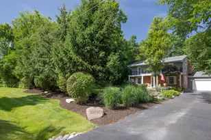 20736 Briarwood Ln, Mokena, IL 60448 - Photo 12