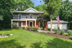 20736 Briarwood Ln, Mokena, IL 60448 - Photo 2