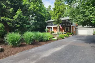 20736 Briarwood Ln, Mokena, IL 60448 - Photo 10