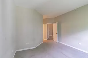 3243 Stratford Ct, Lake Bluff, IL 60044 - Photo 10