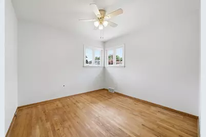 5835 Reba Street, Morton Grove, IL 60053 - Photo 20
