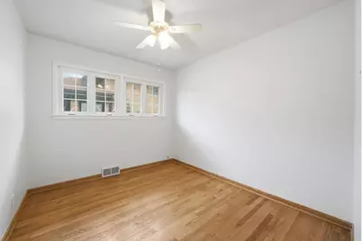 5835 Reba Street, Morton Grove, IL 60053 - Photo 16