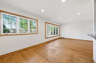 5835 Reba St, Morton Grove, IL 60053 - Photo 10