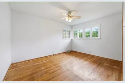 5835 Reba Street, Morton Grove, IL 60053 - Photo 18