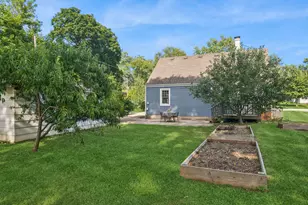 1N016 Woods Ave, Wheaton, IL 60187 - Photo 18