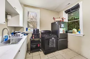 3046 W Polk St, Chicago, IL 60612 - Photo 6