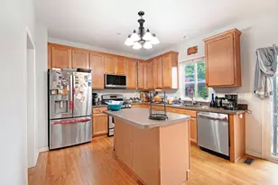 663 Huntington Blvd, West Dundee, IL 60118 - Photo 8