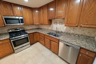 9588 Terrace Pl, Des Plaines, IL 60016 - Photo 2