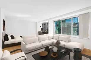 211 E Ohio St, Chicago, IL 60611 - Photo 4