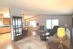 32544 N Center Ln, Grayslake, IL 60030 - Photo 2