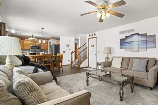 1801 Caton Ridge Dr, Plainfield, IL 60586 - Photo 4