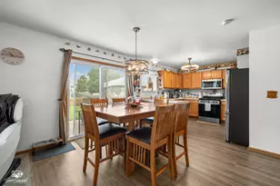 1801 Caton Ridge Dr, Plainfield, IL 60586 - Photo 6