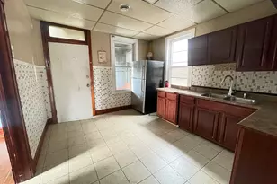 2512 W 45th Pl, Chicago, IL 60632 - Photo 4