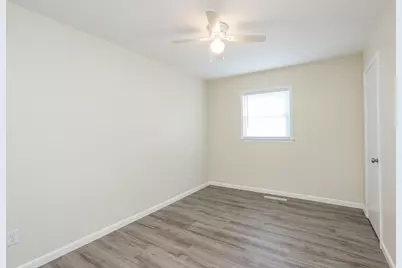 260 N Clinton Avenue, Bradley, IL 60915 - Photo 14