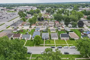260 N Clinton Ave, Bradley, IL 60915 - Photo 30