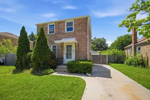 2312 S 14th Ave, Broadview, IL 60155 - Photo 1