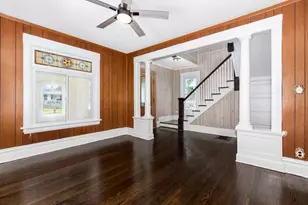 217 Prairie St, Aurora, IL 60506 - Photo 8