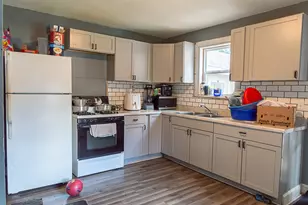 710 Kishwaukee St, Rockford, IL 61104 - Photo 2