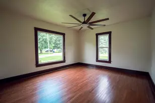 110 N Vine St, Armington, IL 61721 - Photo 14