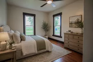 110 N Vine St, Armington, IL 61721 - Photo 8